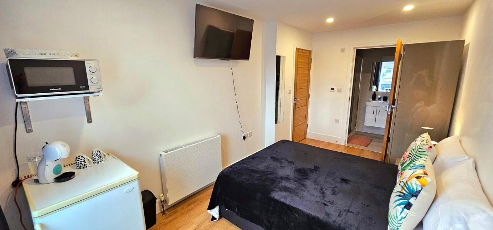 Penelope Ensuite Double Room Londra Exterior foto